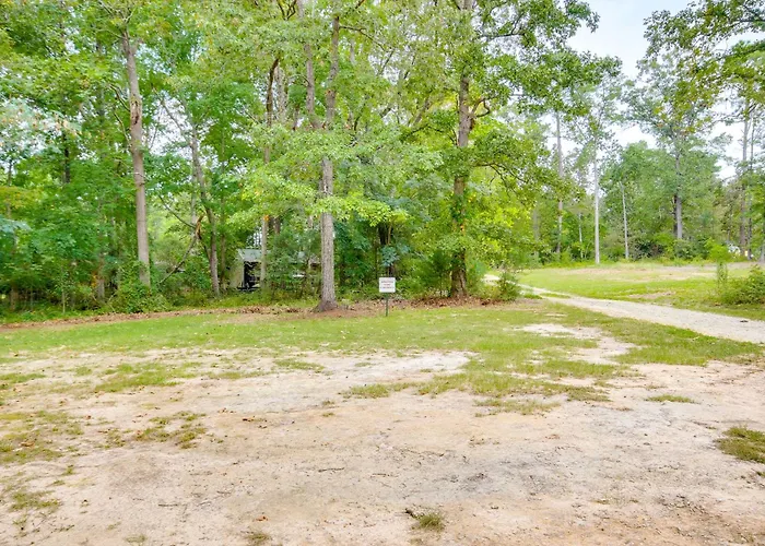 Chapin Home Near Boat Launch & Lake Murray!