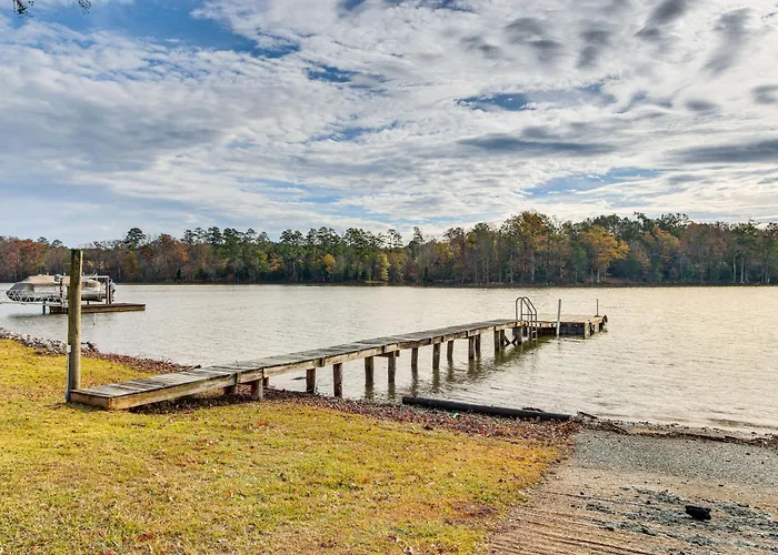 Saluda River Retreat W/ Boat Ramp & Water Views!